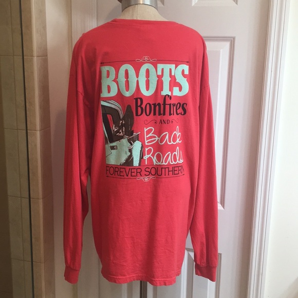 Comfort Colors Other - Forever Southern Graphic Tee Size XL Comfort Colors Other - Forever Southern Graphic Tee Size XL